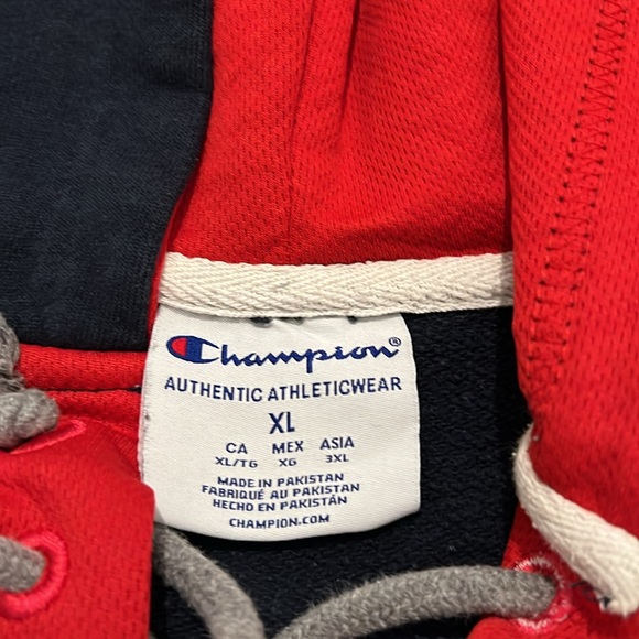 U OF ARIZONA Hockey Sweatshirt - Picture 2 of 2